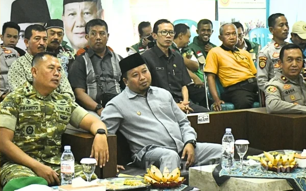 Thumbnail Berita - Dari Bondowoso ke Istana, Wabup As’ad Hadiri Panen Raya