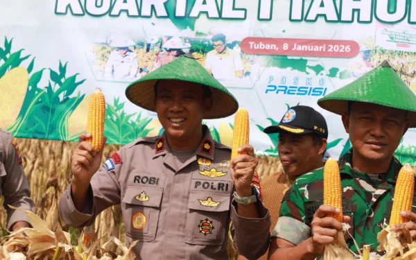 Thumbnail Berita - Dukung Swasembada Pangan, Polres Tuban Gelar Panen Jagung Serentak Kuartal IV  Tahun 2025