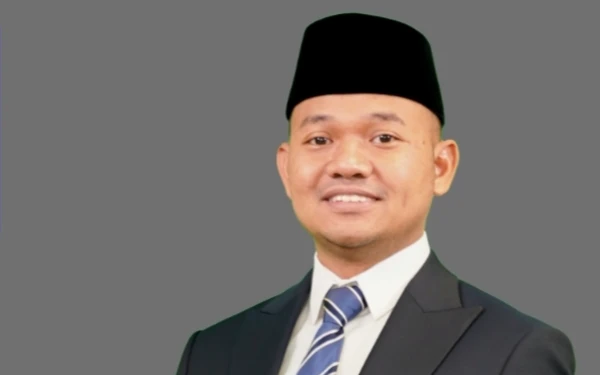Thumbnail Berita - Nama Raudi Akmal Berulang Kali Disebut dalam Dakwaan Korupsi Sri Purnomo, Status Anak Eks Bupati Masih Saksi