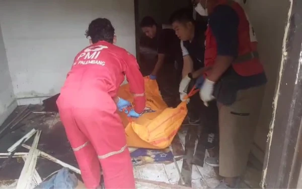 Thumbnail Berita - Tunawisma Ditemukan Meninggal Dunia di Rumah Kosong Palembang