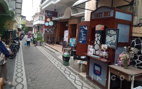 Thumbnail Berita - Lagi Tren di Kayutangan Heritage Malang, Ini Arti Sebutan 'Rojali' dan 'Rohana'