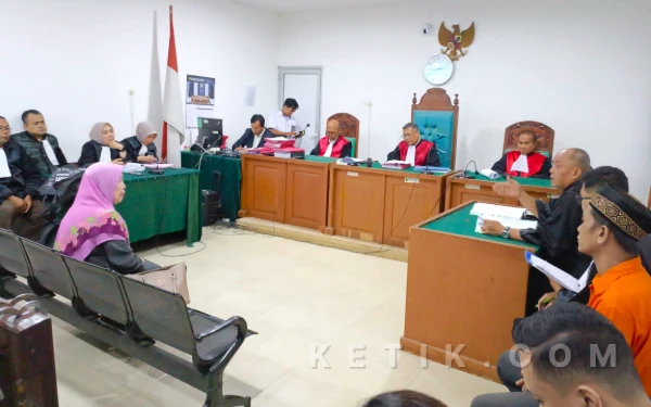 Thumbnail Berita - Saksi Ahli di PN Palembang: Sopir Batubara Bukan Pelaku Ilegal Mining, Jangan Dijadikan Tumbal