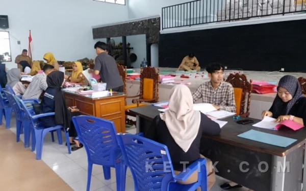 Thumbnail Berita - Dinas Pendidikan Bojonegoro Pastikan Pelaksanaan Beasiswa Pendidikan Tinggi Sesuai Regulasi