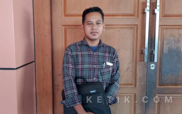 Thumbnail Berita - Basir DPO Pencabulan Anak di Sampang Belum Tertangkap, Kuasa Hukum Korban Desak Polisi Bertindak Tegas