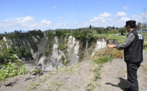 Thumbnail Berita - Ancaman Longsor di Ketol, Pemkab Aceh Tengah Buka Jalan Alternatif