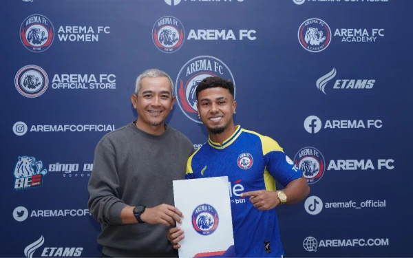 Thumbnail Berita - Usai Pinang Gabriel Silva, Manajemen Arema FC Bakal Datangkan Pemain Baru Lagi