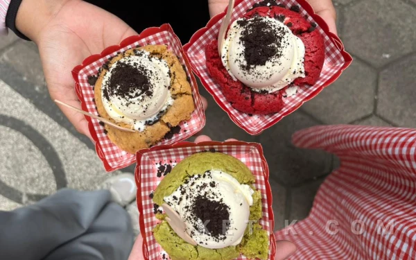 Thumbnail Berita - Menjelajah Kampung Heritage Kayutangan Malang, Ini 3 Es Krim Favorit yang Wajib Dicoba