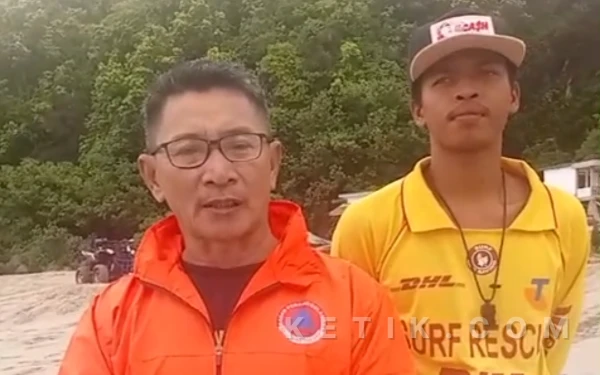 Thumbnail Berita - Wisatawan Terseret Ombak di Pantai Goa Langir Sawarna, Satu Orang Masih Dalam Pencarian