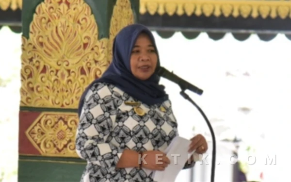 Thumbnail Berita - Eks Bupati Kustini Disebut dalam Dua Perkara Korupsi Sleman, Jaksa Didesak Segera Periksa