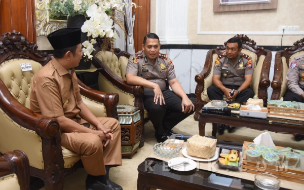 Thumbnail Berita - Sambangi Forkompinda, Cara Kapolres Bondowoso Pererat Kolaborasi Jaga Kamtibmas Daerah