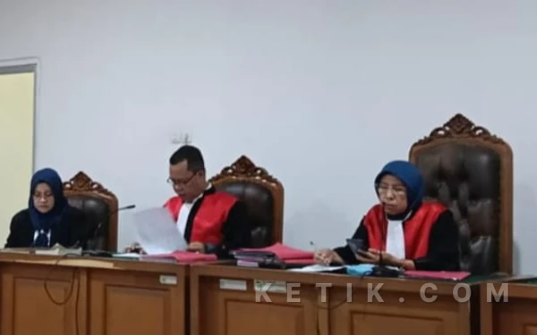 Thumbnail Berita - Skandal Kredit FIF: 355 Kontrak Palsu, Terdakwa Dituntut 4 Tahun