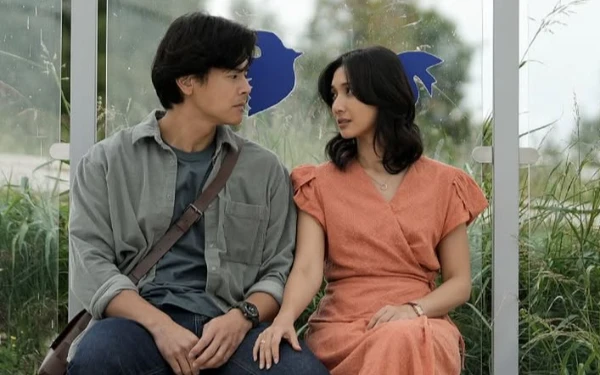 Thumbnail Berita - Penuh Emosi dan Kesempatan Kedua, Ini 5 Film dan Serial Romansa Time Travel di Netflix