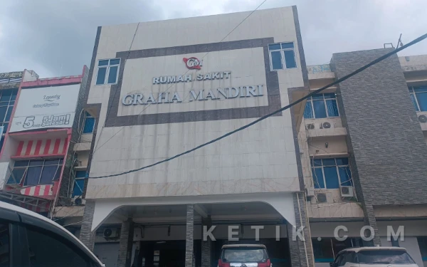 Thumbnail Berita - Dampingi Anak Dirawat, Motor Ibu Pasien Raib di Parkiran RS Graha Mandiri Palembang