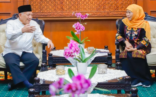 Thumbnail Berita - Gubernur Khofifah Dukung PWNU Jatim Gelar Mujahadah Kubro 1 Abad NU di Malang