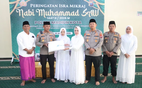 Thumbnail Berita - Polres Madiun Kota Hadiahi Umrah Anggota saat Peringatan Isra Mikraj