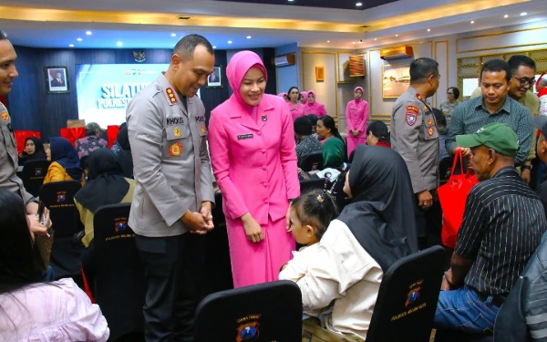 Thumbnail Berita - Kapolresta Malang Kota Tegaskan Pendampingan bagi Keluarga Korban Kanjuruhan