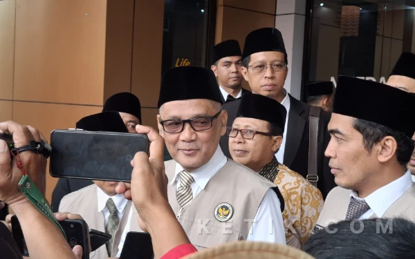 Thumbnail Berita - Catat! Pelunasan Haji Tahap 3 Diperpanjang, Gus Irfan Ungkapkan Jadwalnya