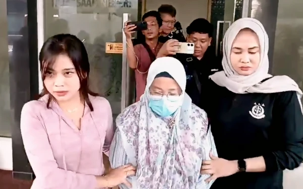 Thumbnail Berita - 99 Proyek Fiktif Terbongkar, Dua PPK Dinas Perkimtan Palembang Resmi Ditahan Kejari