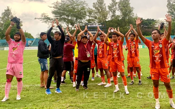 Thumbnail Berita - Laga Hidup-Mati Persikoba Kota Batu Penentuan Tiket 8 Besar Liga 4, Wajib Menang!