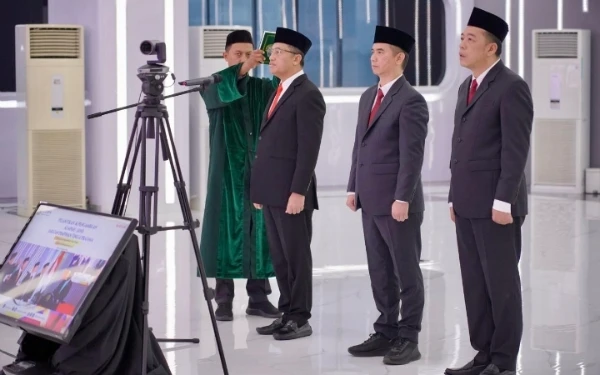 Thumbnail Berita - Cegah Moral Hazard, Menteri Nusron Rotasi dan Lantik JPT Pratama ATR/BPN