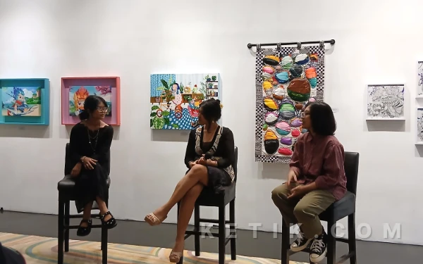 Thumbnail Berita - “Hidden Potion” Hadirkan Eksplorasi Visual Baru Lima Seniman di Surabaya