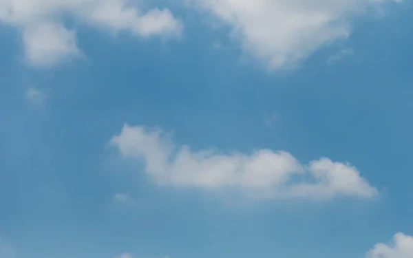 Thumbnail Berita - BMKG: Cuaca Kota Bukittinggi 26 Januari 2026 Diprakirakan Cerah Berawan, Jakarta Berawan