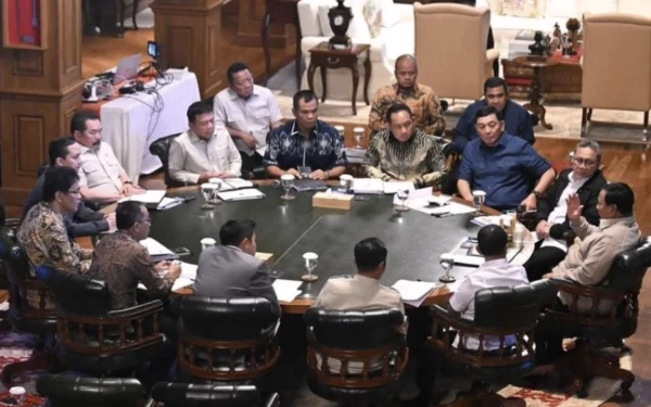 Thumbnail Berita - Sepulang dari Eropa Prabowo Langsung Rapat di Hambalang, Ini Menteri yang Dipanggil