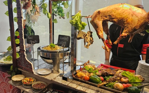 Thumbnail Berita - Pearl of Doha, Luminor Hotel Jemursari Bawa Hangatnya Ramadan ala Timur Tengah