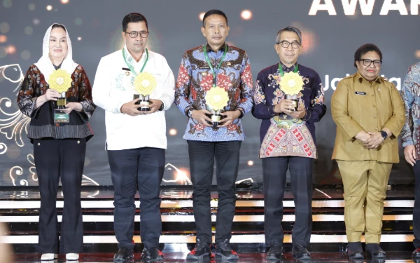 Thumbnail Berita - Satu-satunya di Jawa! Kota Malang Sabet Penghargaan UHC 2026 Kategori Utama