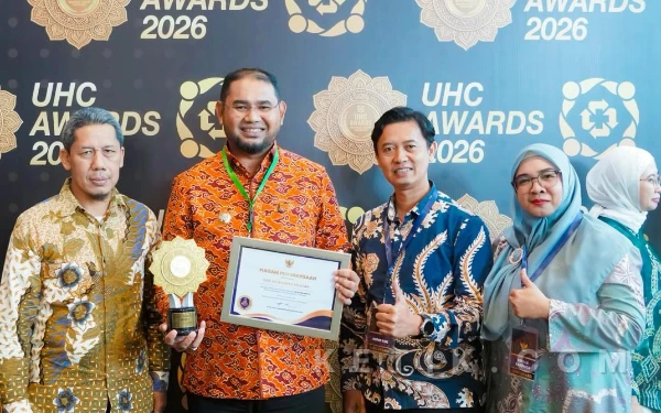 Thumbnail Berita - Pemkab Halsel Panen Penghargaan Awal 2026, Raih UHC Madya dan Pelayanan Publik Terbaik