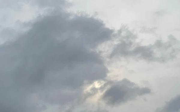 Thumbnail Berita - BMKG: Cuaca Kota Pasuruan 28 Januari 2026 Diprakirakan Berawan, Cimahi Berawan