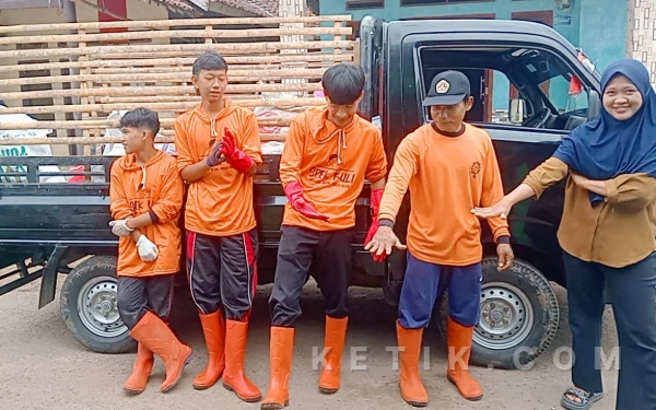 Thumbnail Berita - Inspiratif! Karang Taruna Pasirkupa Lebak Kelola Sampah Desa Berbasis Swadaya