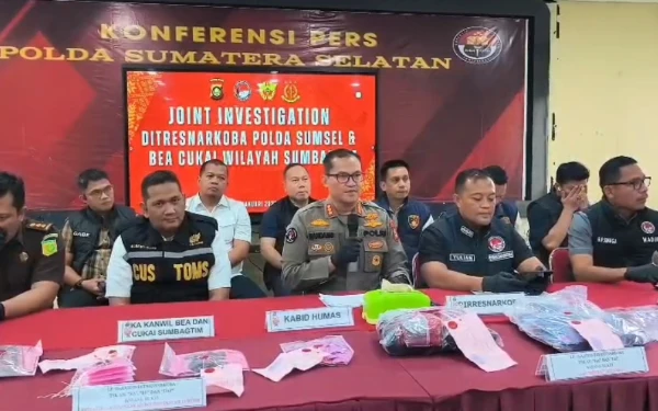 Thumbnail Berita - Modus Baru! Narkoba Jenis Etomidate dan Ekstasi Disamarkan Jadi Liquid Vape di Palembang