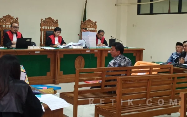 Thumbnail Berita - Bagaimana Dana Rp17 Miliar Mengalir Demi Kursi Sleman-1