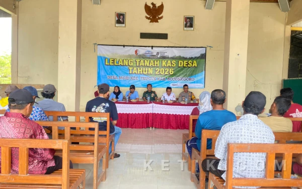 Thumbnail Berita - Lelang Tanah Kas Desa Mori Bojonegoro Banjir Peminat