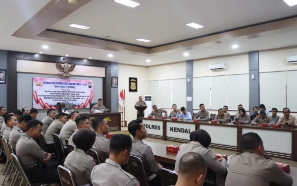 Thumbnail Berita - Jelang Operasi Ketupat Candi 2026, Polres Kendal Gelar Latihan Pra-Operasi Keselamatan