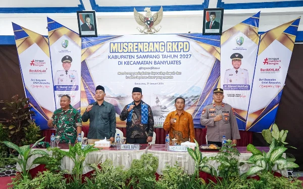 Thumbnail Berita - Wabup Sampang Hadiri Musrenbang RKPD 2027 di Banyuates, Tekankan Partisipasi Masyarakat