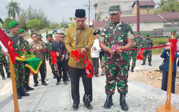 Thumbnail Berita - Wabup Aceh Singkil Resmikan Pengoperasian Jembatan Bailey Merah Putih Anak Laut