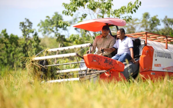Thumbnail Berita - Kasus Combine Harvester Jombang, Pemprov Jatim Ambil Langkah Tegas