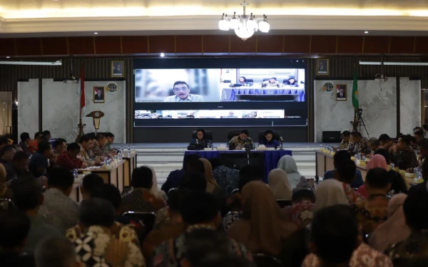 Thumbnail Buka Rakerda Kanwil BPN Jatim Provinsi, Sekjen ATR/BPN Tekankan Disiplin Anggaran