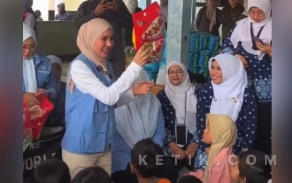 Thumbnail Berita - DP3AKB Jabar Beri Dukungan Psikologis kepada Warga Terdampak Longsor di KBB