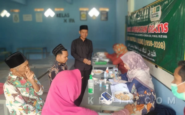 Thumbnail Berita - Cek Kesehatan Gratis MWCNU Robatal  Sampang Warnai Peringatan 1 Abad NU