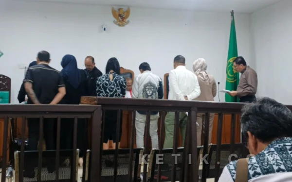 Thumbnail Berita - Tergugat Ungkap Bukti Eks Rektor Jadi Tersangka di Sidang Perdata Sengketa Aset UBD