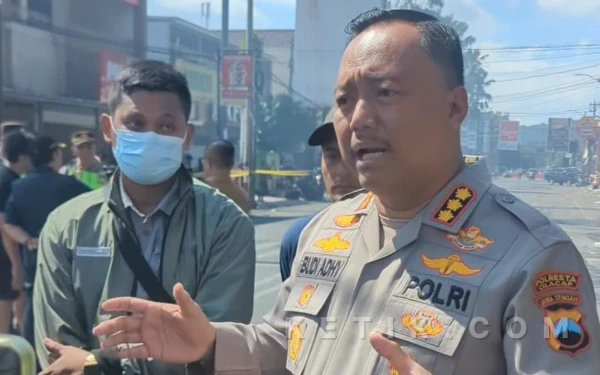 Thumbnail Berita - Polisi Selidiki Penyebab Kebakaran Hebat Rita Pasaraya Cilacap