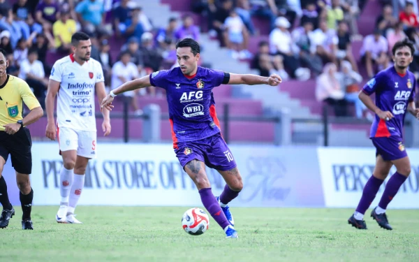 Thumbnail Berita - Amankan Poin, Persik Kediri Fokus Maksimalkan Tiga Laga Kandang Beruntun di Februari