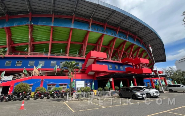 Foto Stadion Gajayana lokasi Mujahadah Kubro 1 Abad NU yang kini jumlah jemaah tembus 104.541 orang. (Foto: Lutfia/Ketik)