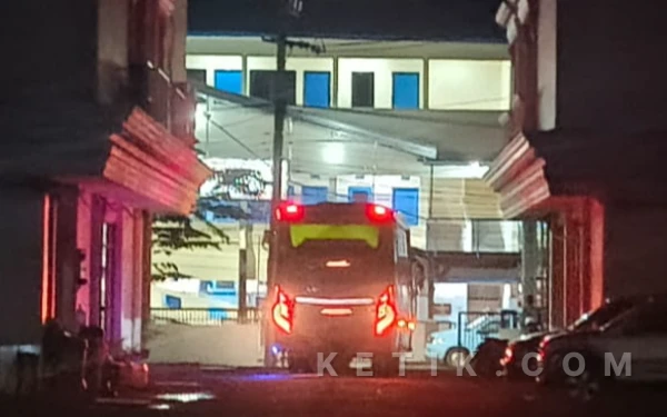 Thumbnail Berita - Izin Bareng Cuti Keluarga, Puluhan Kasek SD di Sidoarjo Ngelencer Ramai-Ramai