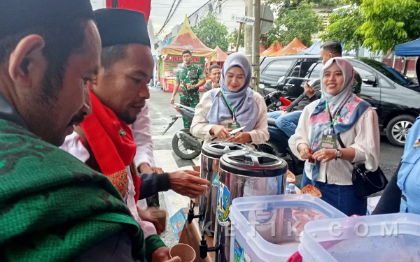 Thumbnail Berita - Ribuan Jamaah Terlayani, Dinsos Provinsi Jatim Ikut Sukseskan Mujahadah Kubro 1 Abad NU di Malang