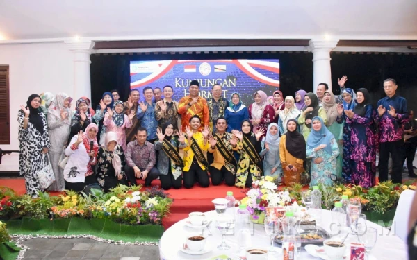 Thumbnail Berita - Jemput Pasar Asia Tenggara, Situbondo Perkuat Diplomasi Dagang Lewat BRUDIFA