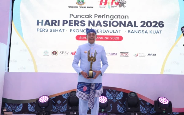 Thumbnail Berita - Kado Istimewa HPN 2026, Wali Kota Malang Terima Anugerah Kebudayaan dari PWI Pusat